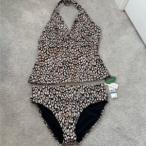 Tommy Bahama womens Leopard Print Two Piece Swimsuit.